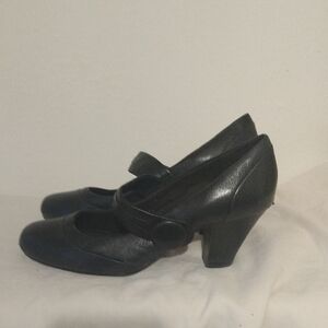 Clarks Black Leather Heeled Mary Jane Sz 8